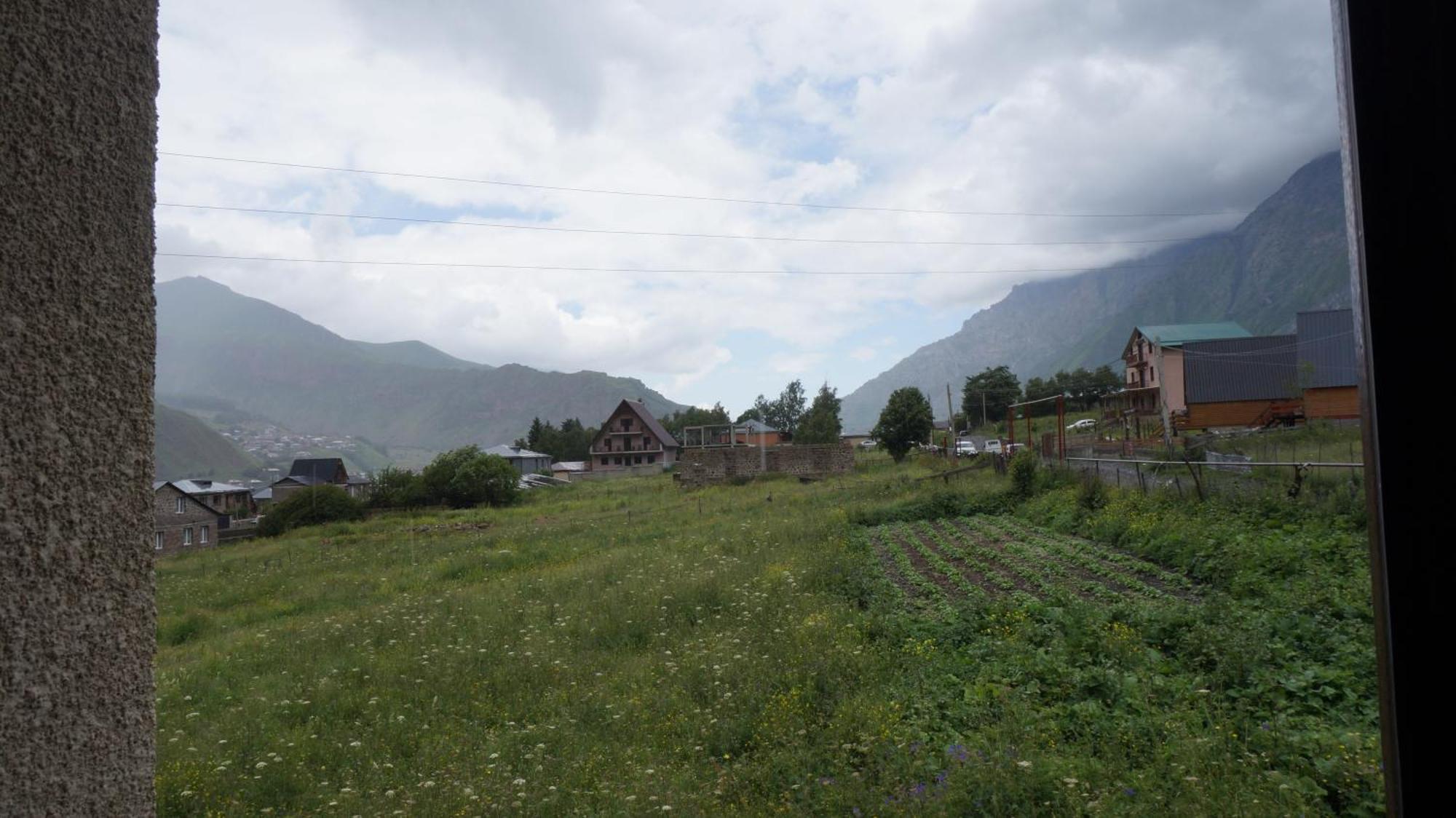 Arte In Kazbegi Hotell Eksteriør bilde
